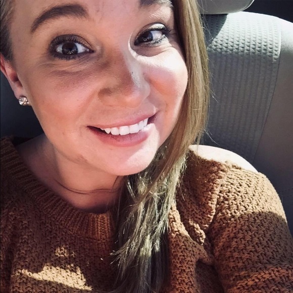 Meet your Posher, Jana - Picture 3 of 3